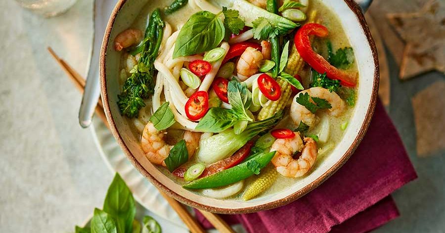 Healthy Thai Curry Noodle Soup: Speedy Comfort for Weeknights